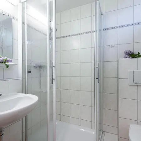 Gaestehaus Lazarus Estalagem Berlim