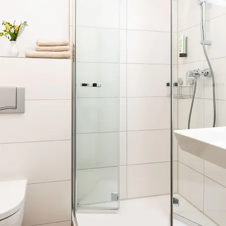 Gaestehaus Lazarus 2* Berlim