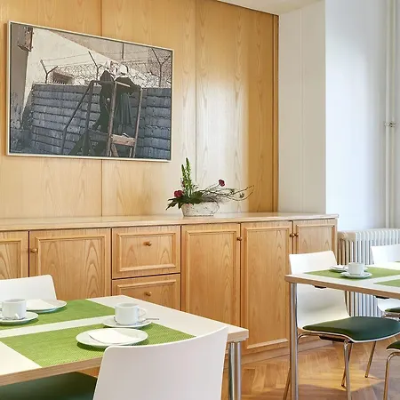 Estalagem Gaestehaus Lazarus 2*